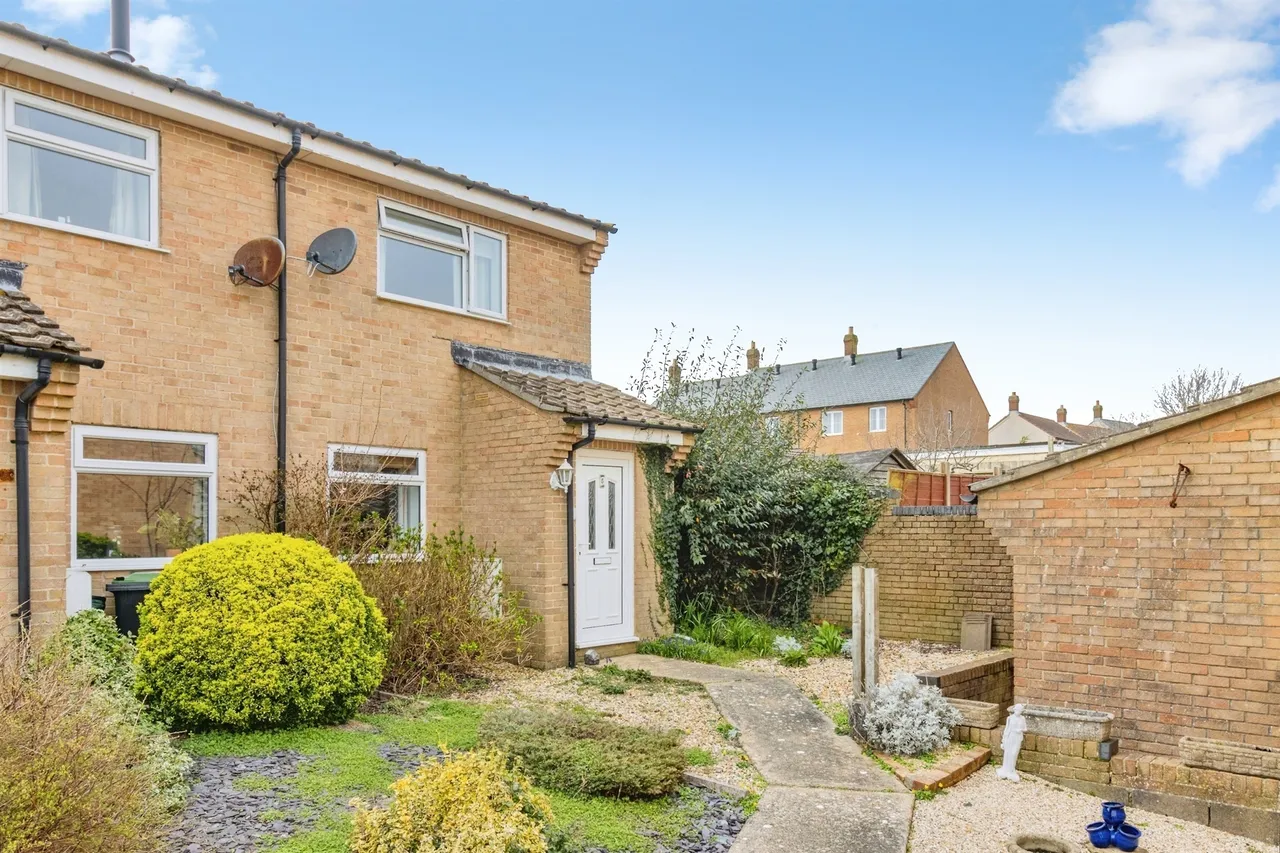 2 bed house for sale, Quarry Close, Shipton Gorge, DT6