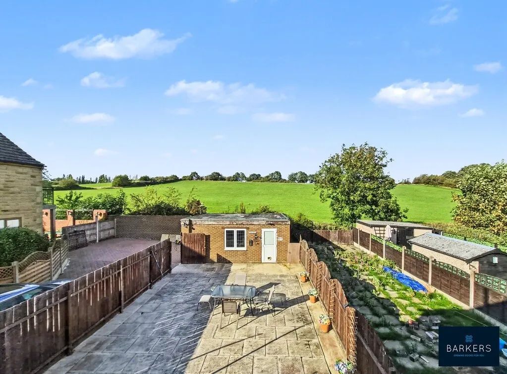 Welwyn Avenue, Batley WF17 8DU, photo 4