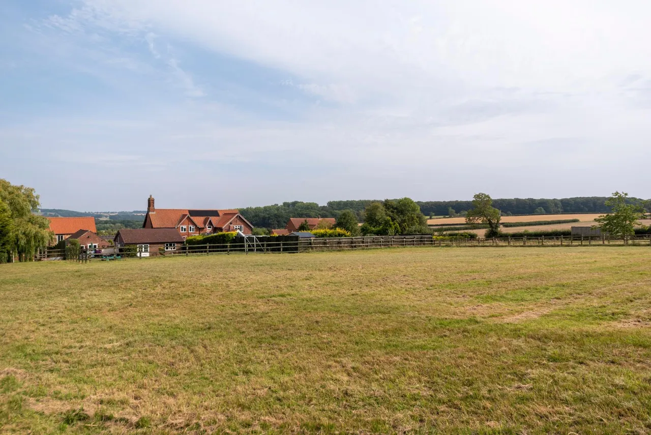 Gonerby Grange, Belton, NG32, photo 58