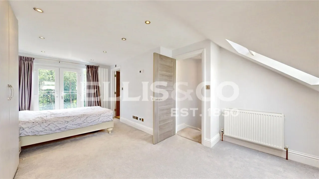 Elm Avenue, Eastcote, HA4, photo 15