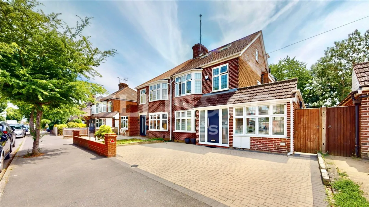 Elm Avenue, Eastcote, HA4, photo 22