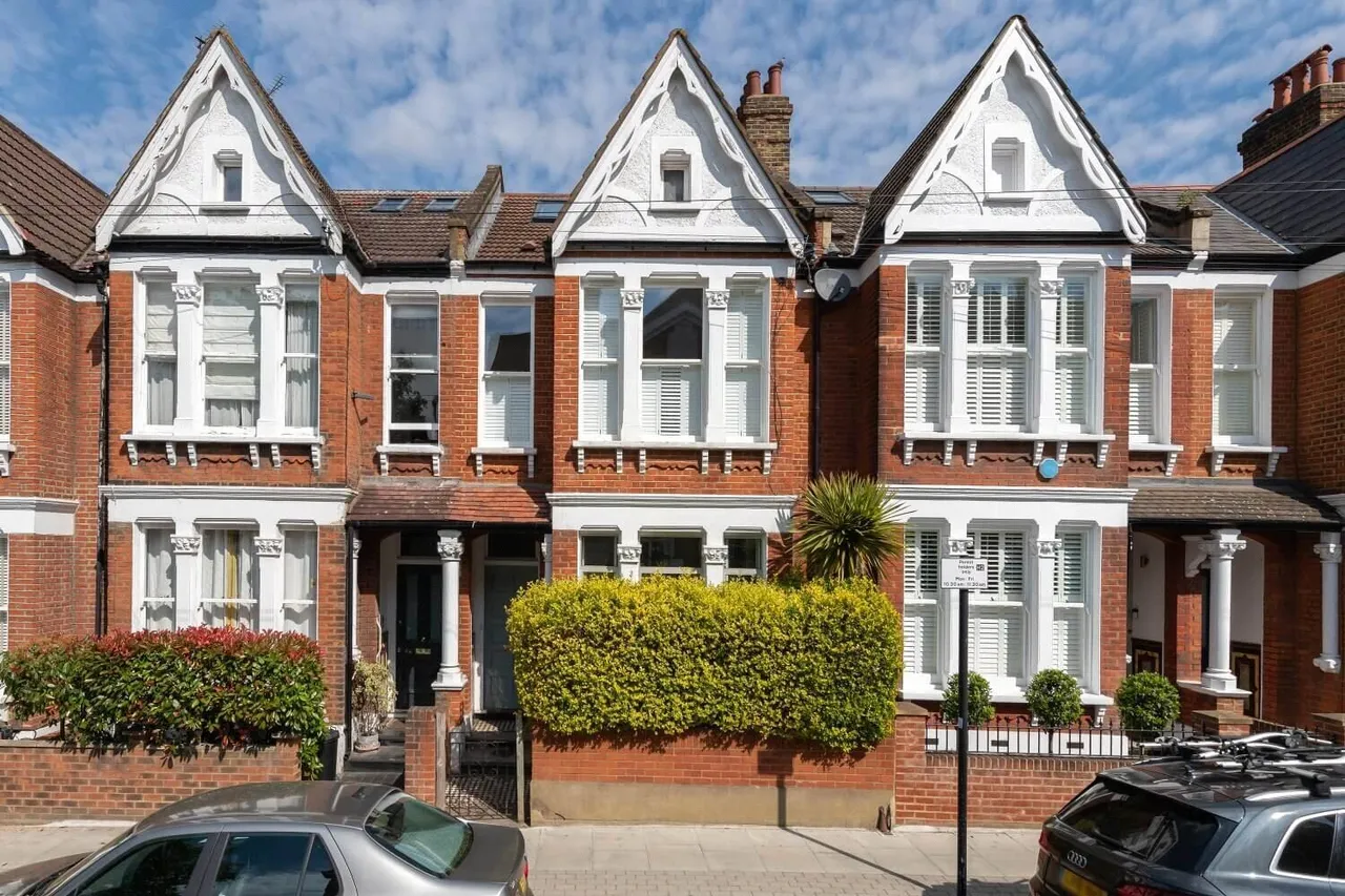 1 bed flat for sale — Hearnville Road, London, SW12