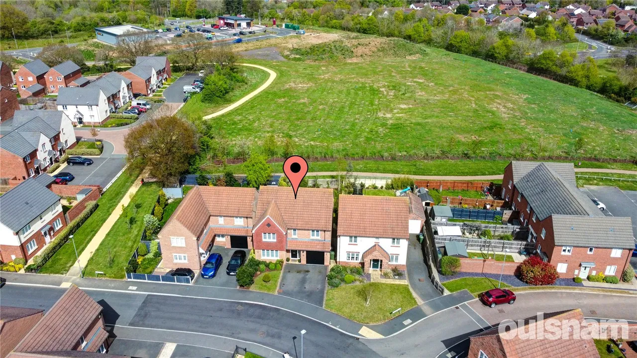 Bruton Avenue, Copcut, Droitwich, Worcestershire, WR9 7TE, photo 27