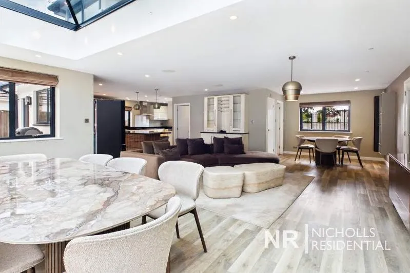 New Road, Horsham, RH13, photo 6