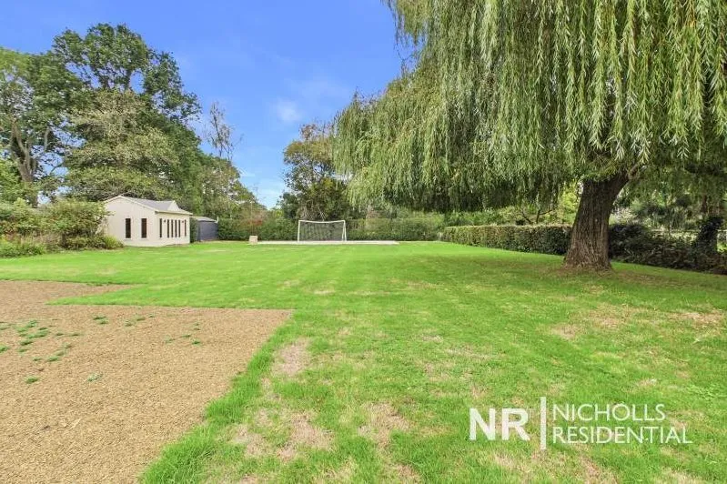 New Road, Horsham, RH13, photo 3