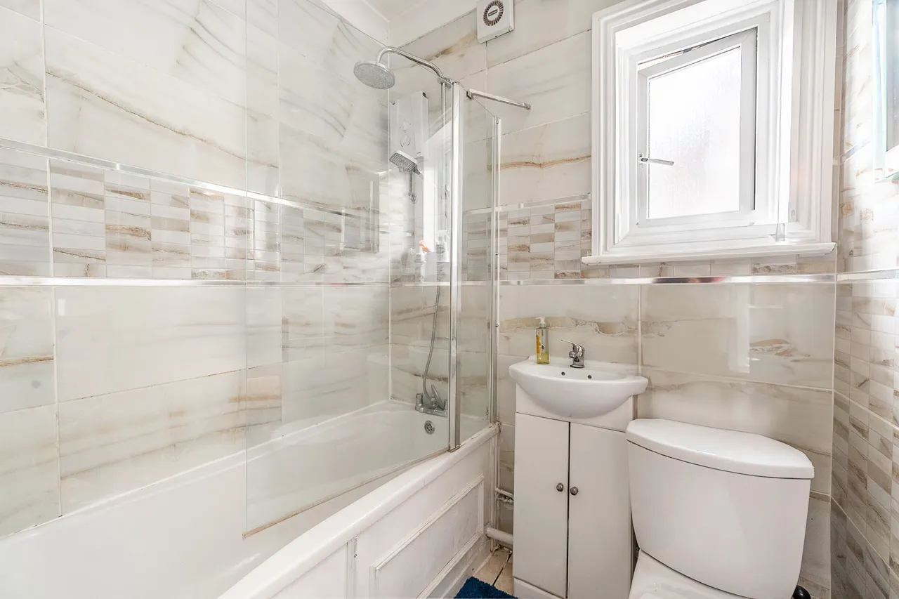 35 Wellington Road, Harrow, photo 7