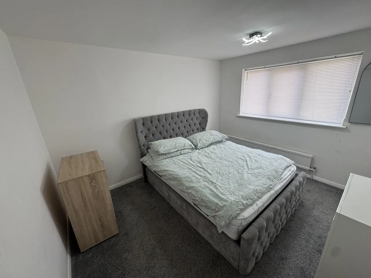 Albert Road, RETFORD, photo 4