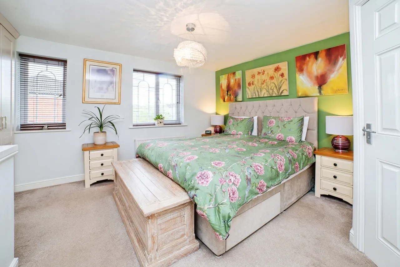 Thornhill Drive, ALFRETON, Derbyshire, DE55, photo 9