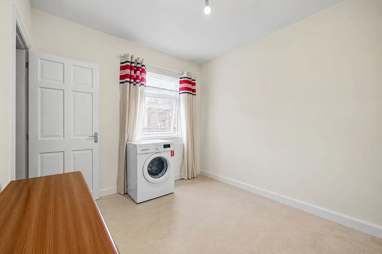 Swadlincote Road, Woodville, DE11, photo 9