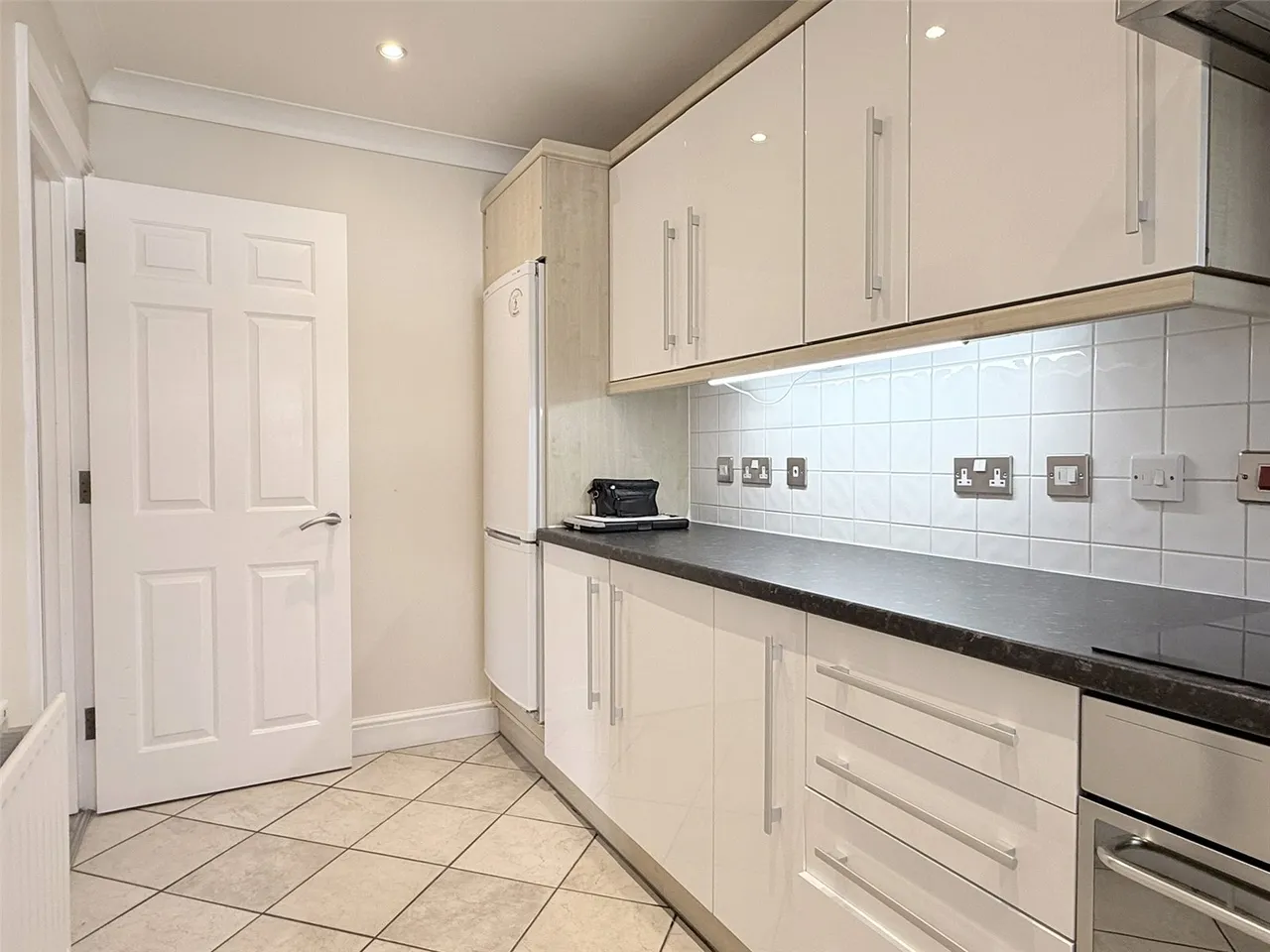 Carpenters Close, Barnet, Hertfordshire, EN5 1EW, photo 5