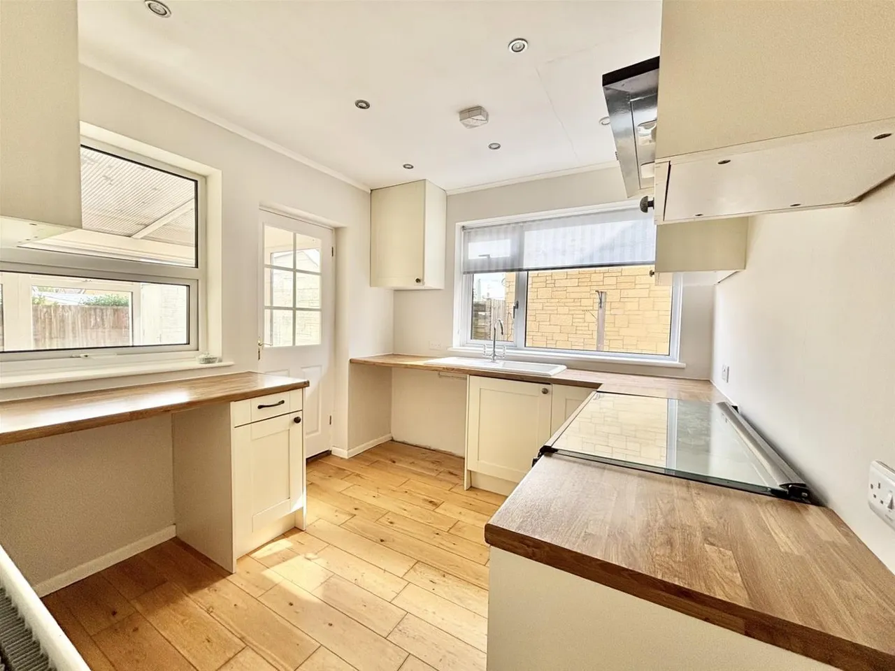Sylvan Close, Gillingham, Dorset SP8 4EJ, photo 4