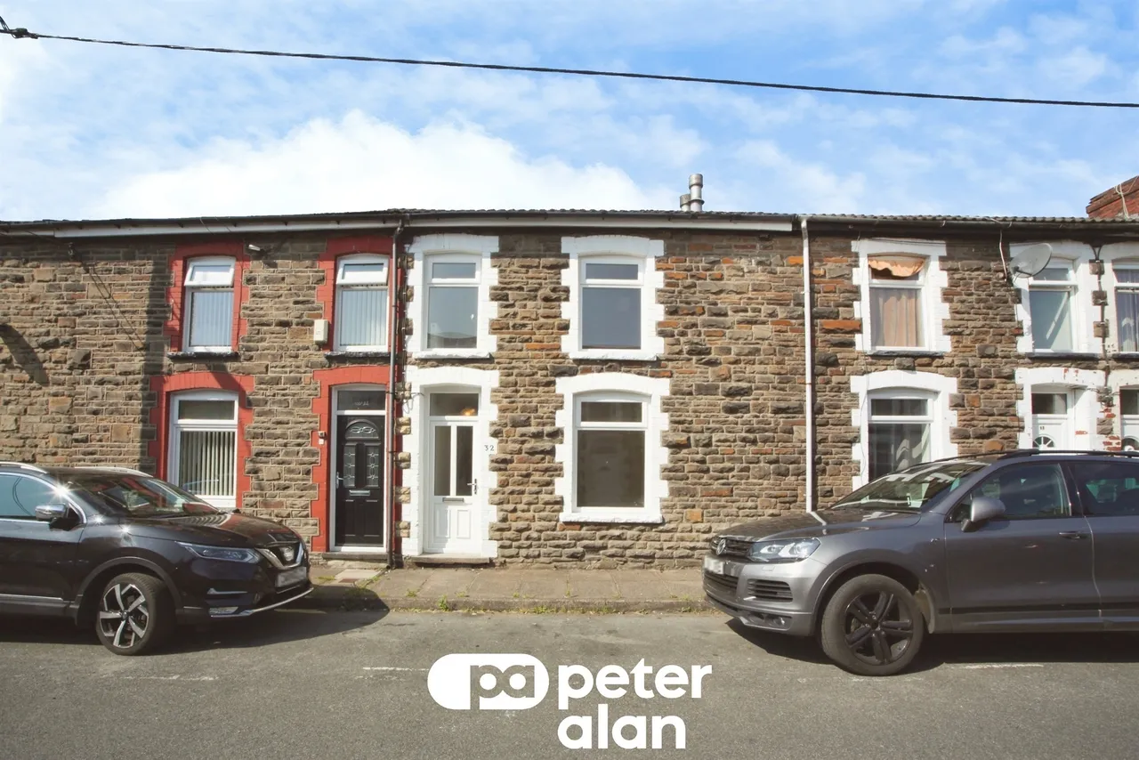 3 bed house for sale, Francis Street, Bargoed, CF81