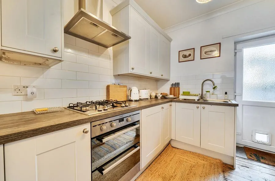 Maud Road, London, E10, photo 2