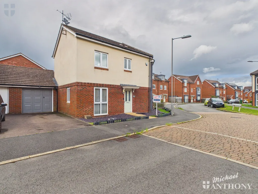 Greensleeves Drive, Aylesbury, HP18 0GF, photo 20