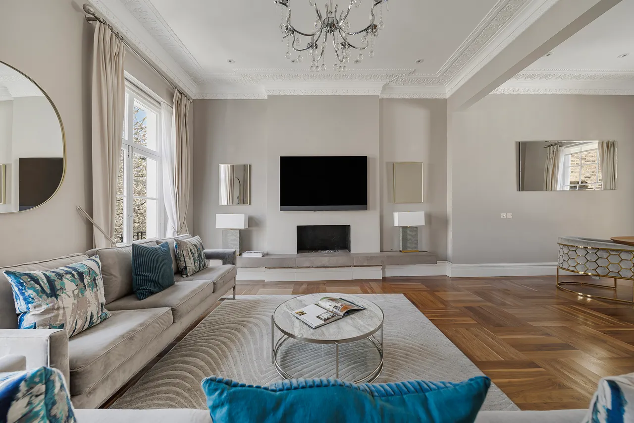 Walton Place, Chelsea, London, photo 3