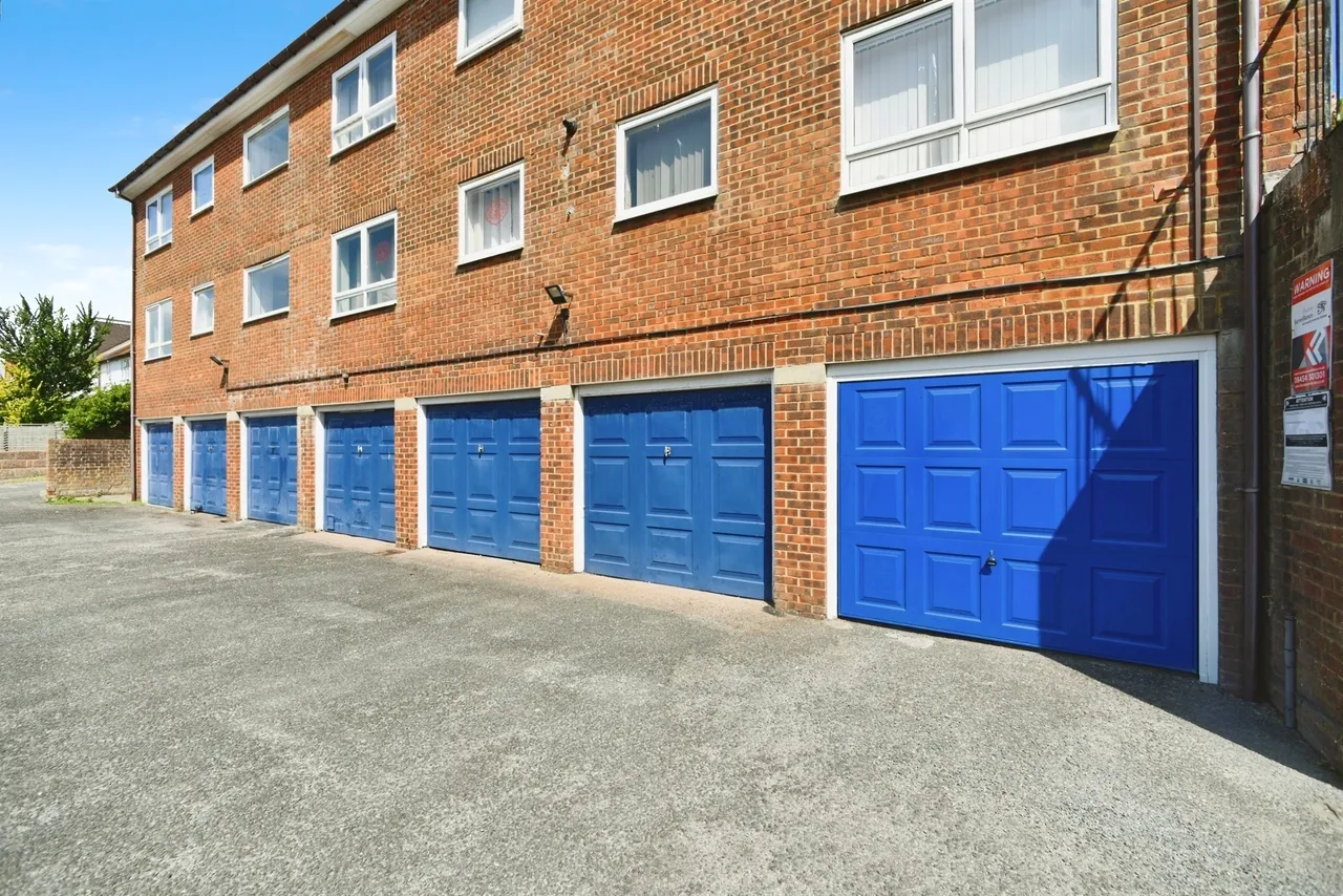 Henley Road, Brighton, photo 4