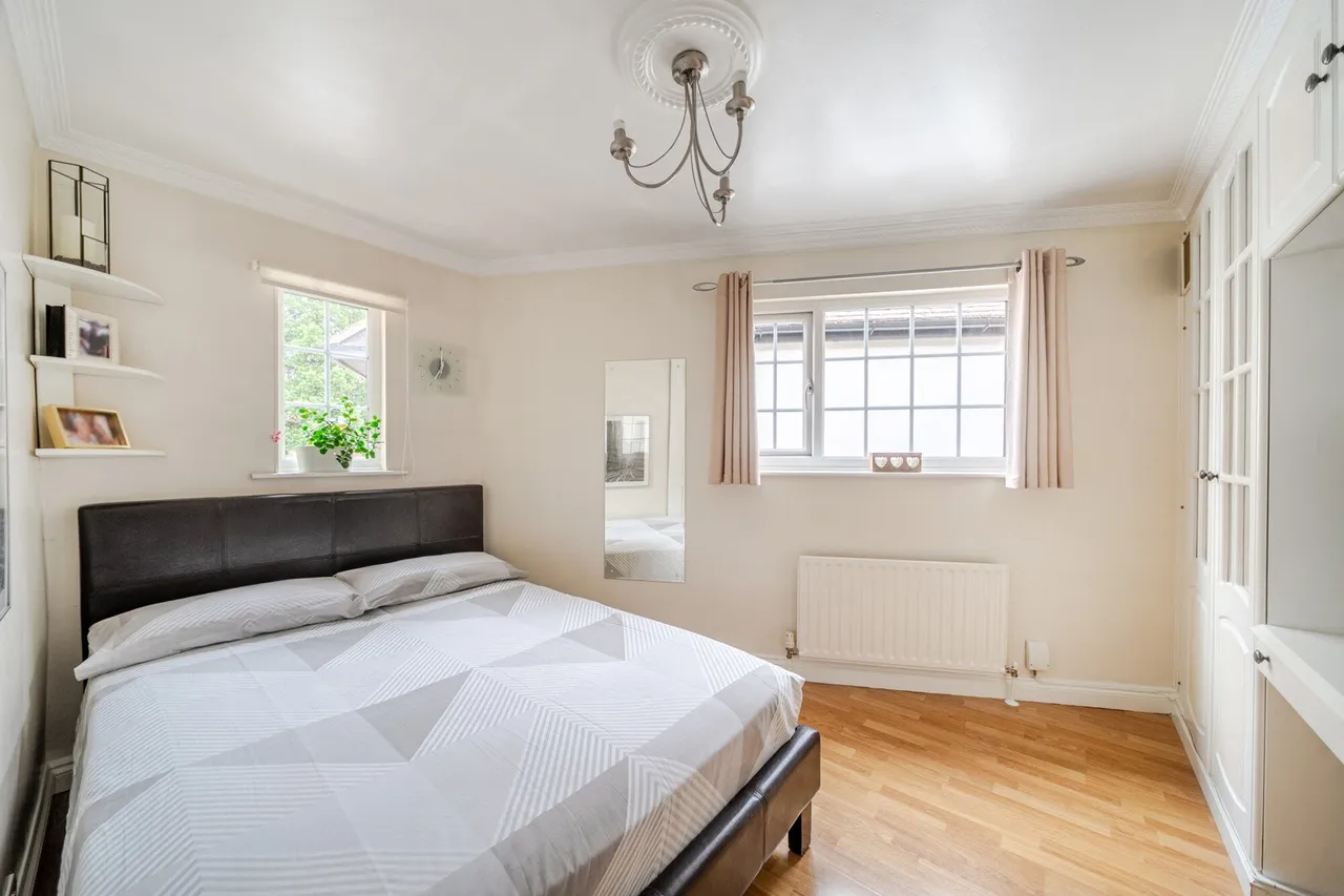 Sparrows Lane, SE9, photo 6