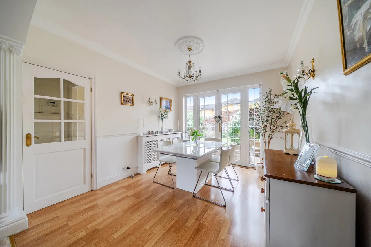Sparrows Lane, SE9, photo 18