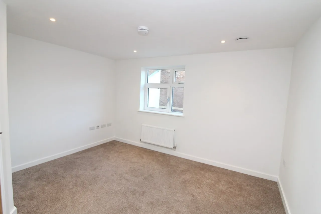 Brewers Court, Exeter, EX2, photo 6