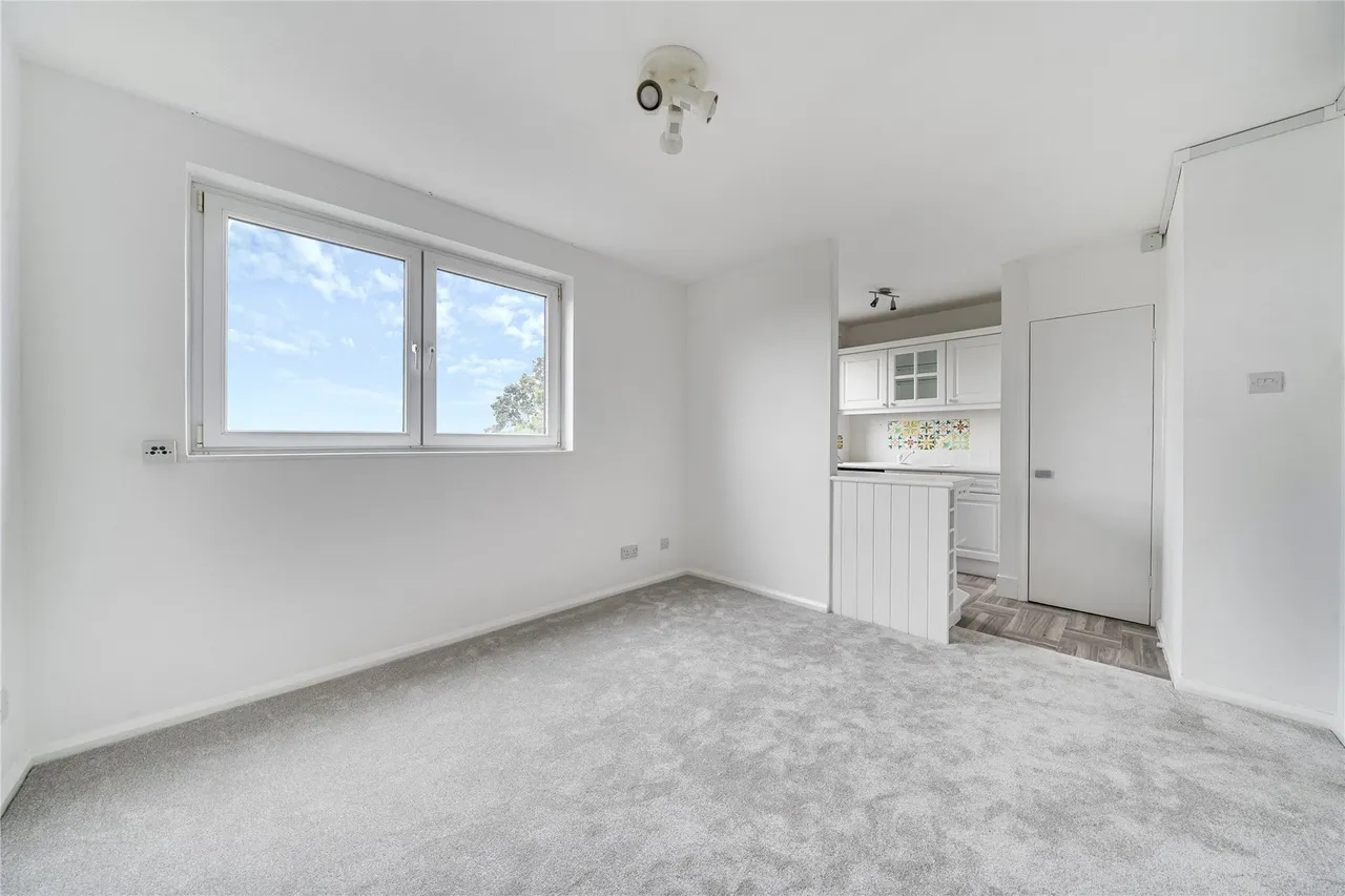 flat for sale — Porchester Mead, Beckenham, BR3