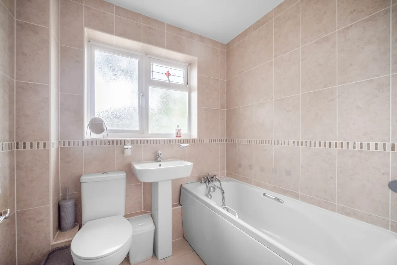 Oxford Road, Sandhurst, GU47, photo 16