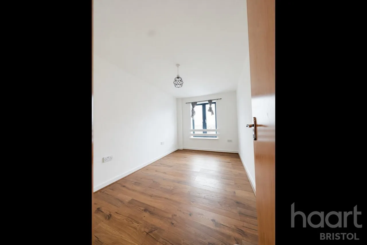 Waterloo Road, Bristol, BS2, photo 6