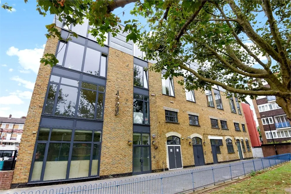 2 bed flat for sale, Cluny Place, London, SE1