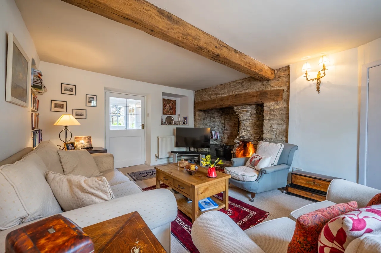 The Square, Aynho, OX17, photo 10