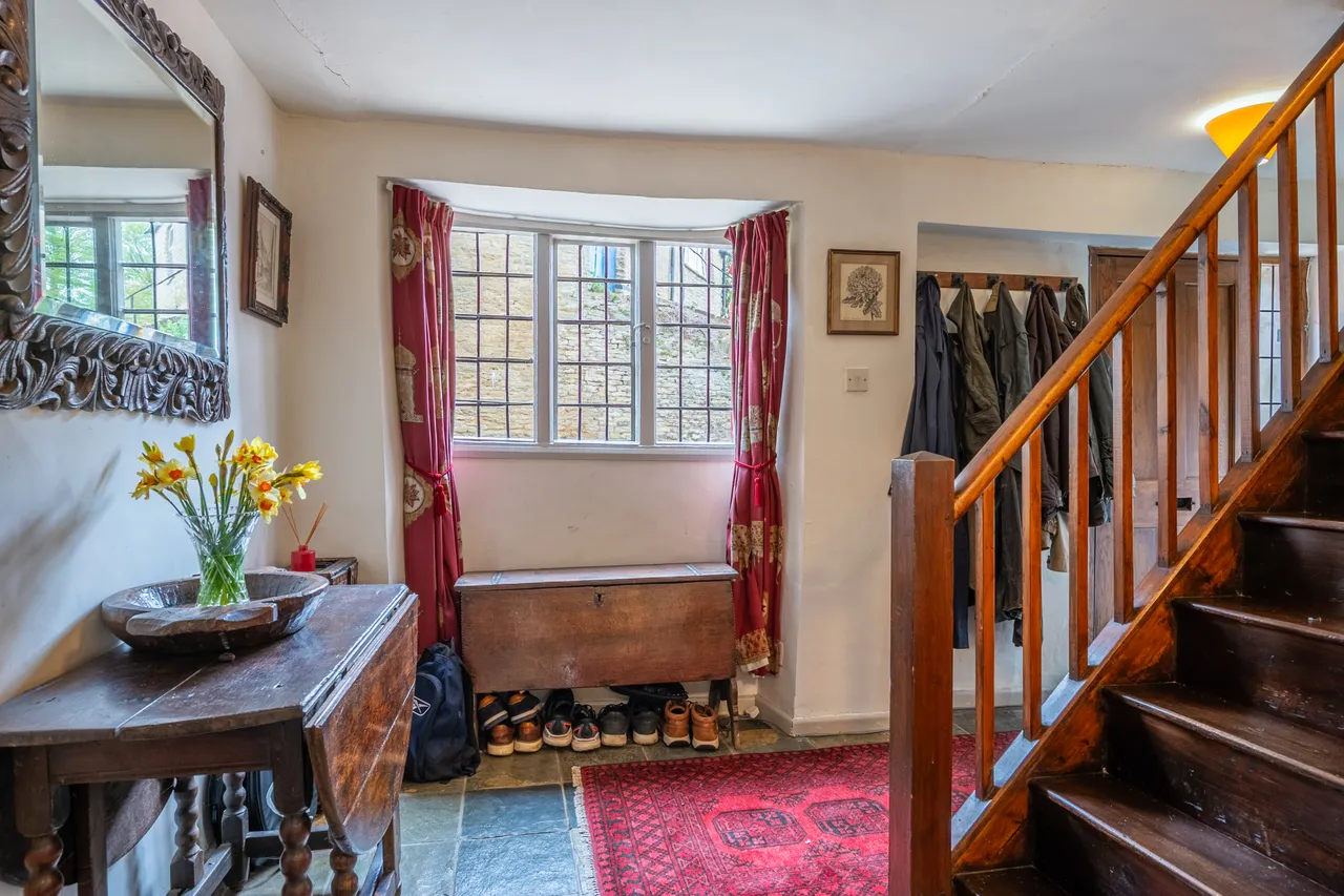 The Square, Aynho, OX17, photo 11