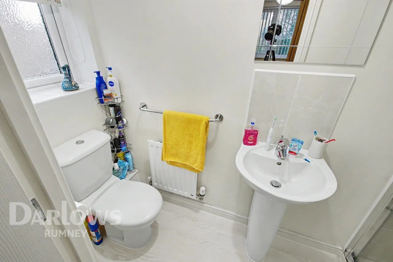Caer Castell Place, Cardiff, photo 11