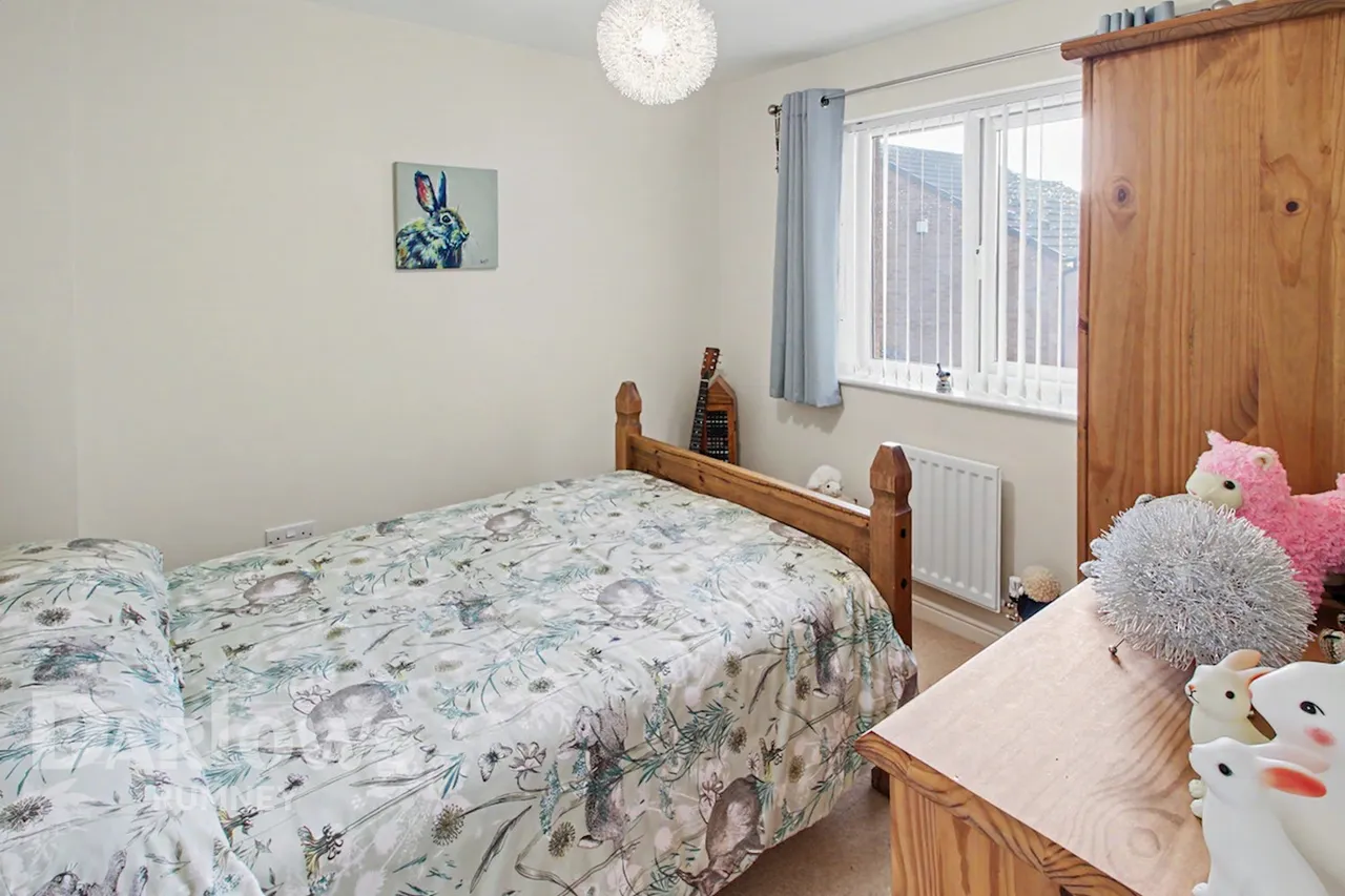 Caer Castell Place, Cardiff, photo 14