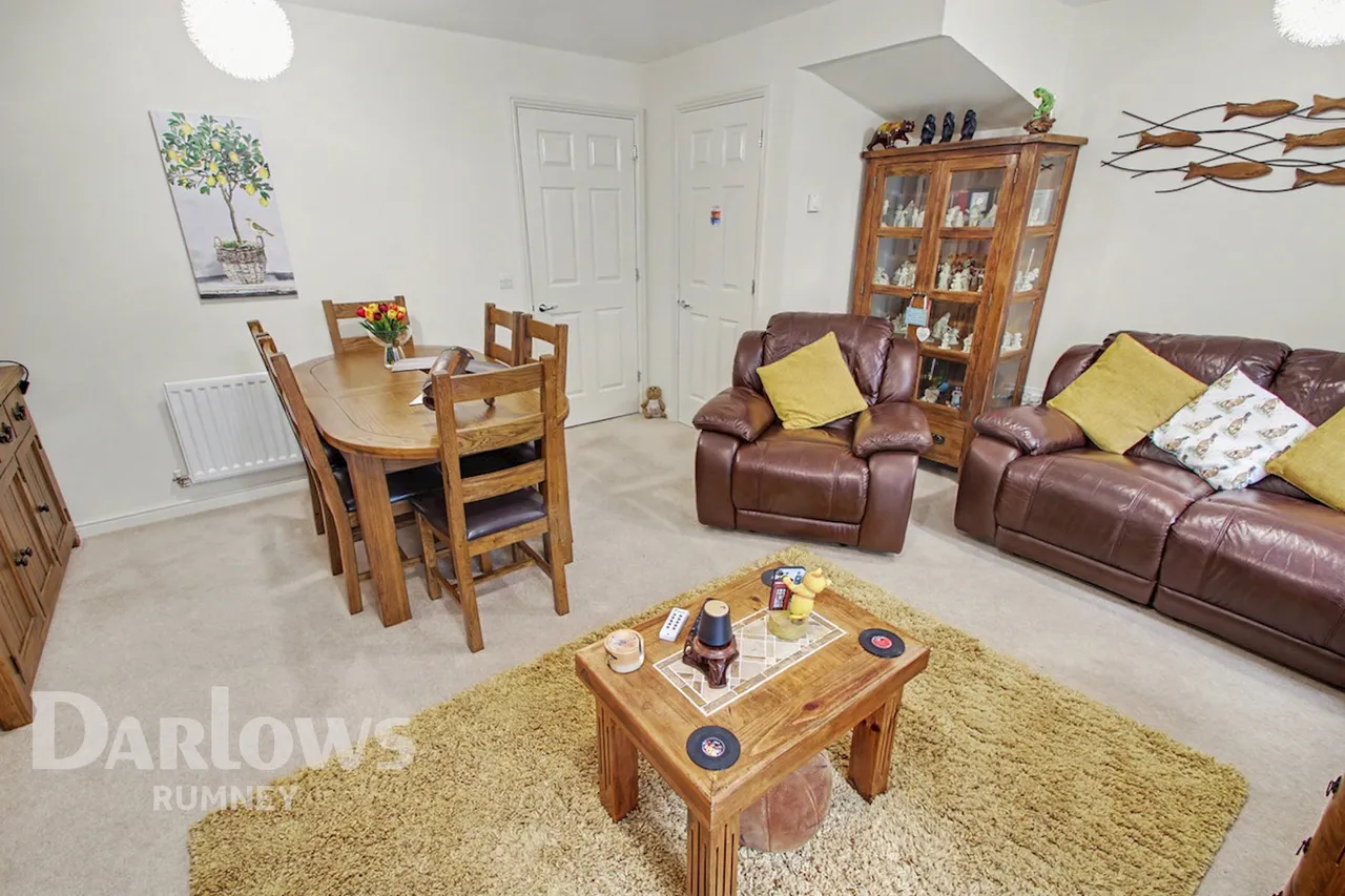 Caer Castell Place, Cardiff, photo 3