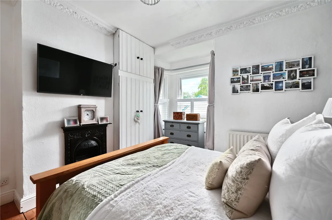 Salisbury Grove, Mytchett, Camberley, Surrey, GU16 6DA, photo 10