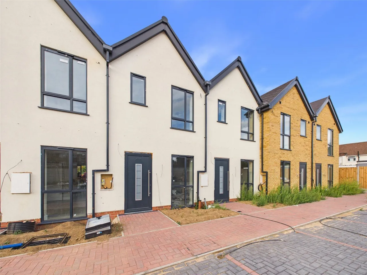 2 bed house for sale, Field Road, Feltham, TW14