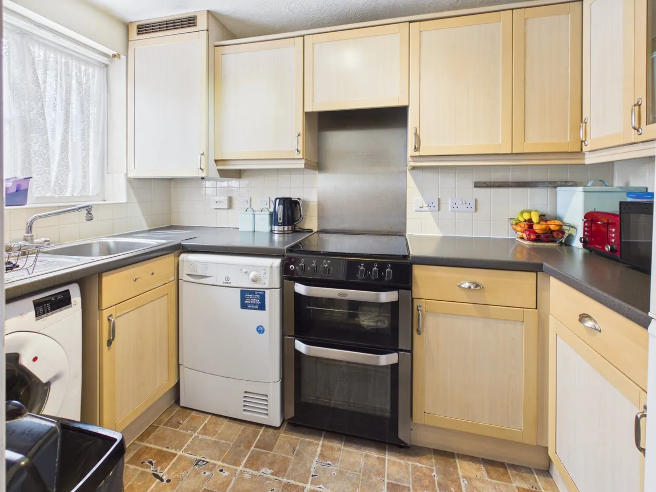 Gowings Green, Cippenham, SL1, photo 3