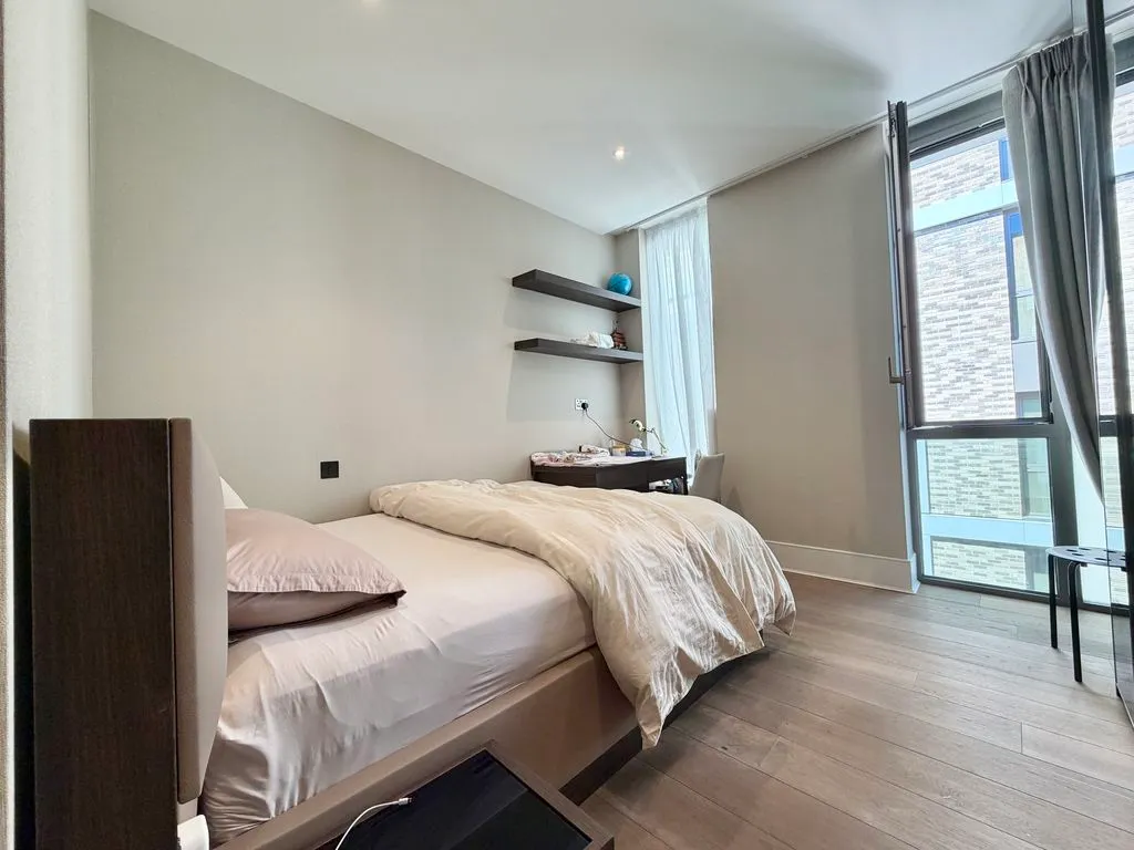Palmer Road, London SW11 4FP, photo 9