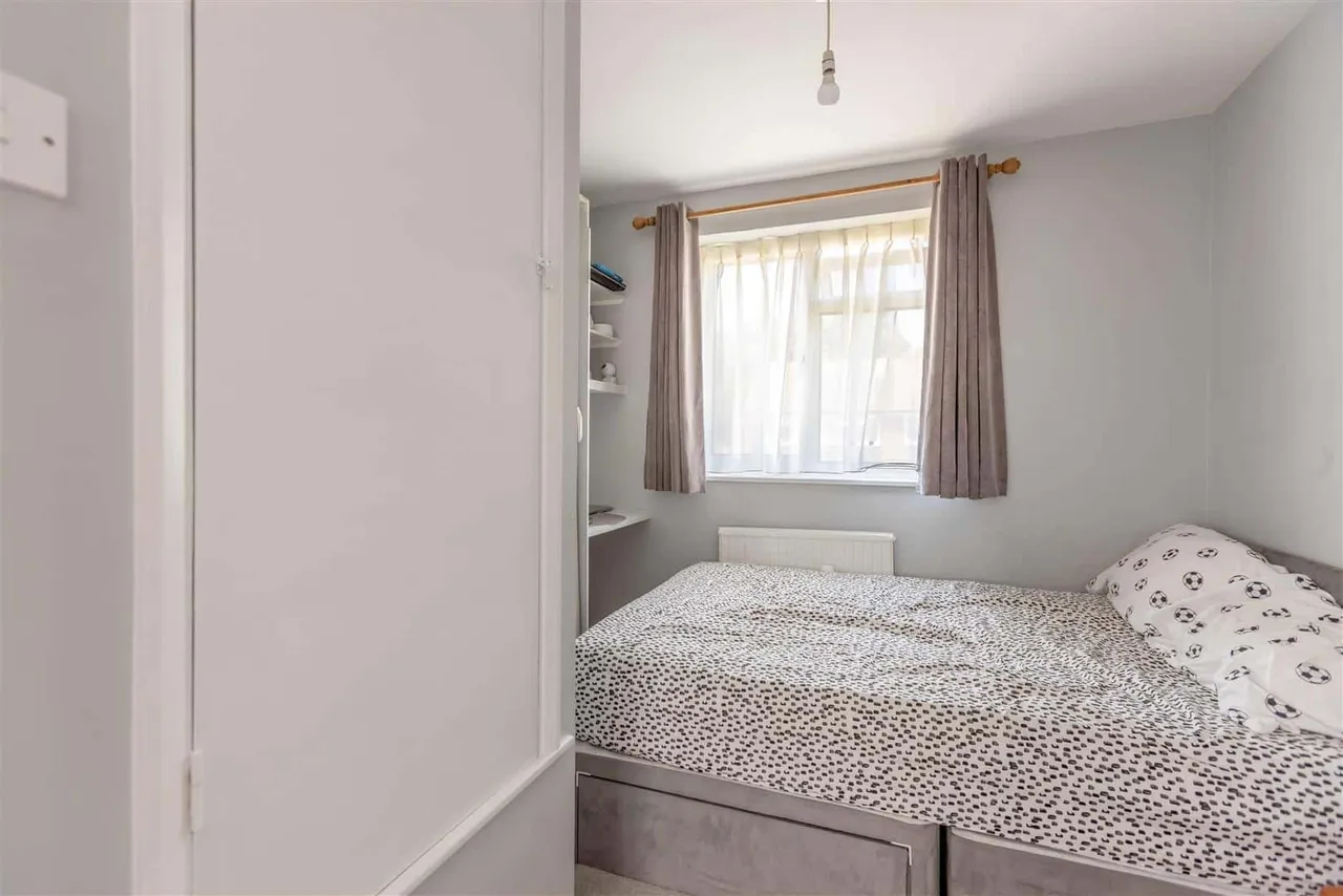 Priors Road, Windsor, SL4 4PD, photo 7