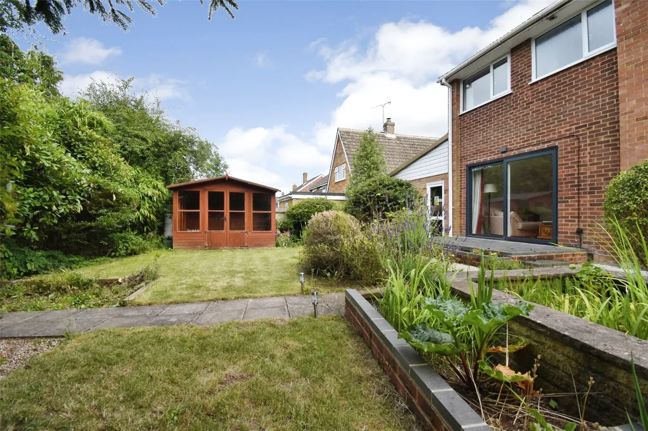 Willow Way, Farnham, Surrey, GU9 0NU, photo 19