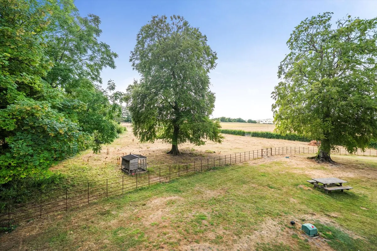 Hollom Down, Lopcombe, SP5, photo 21