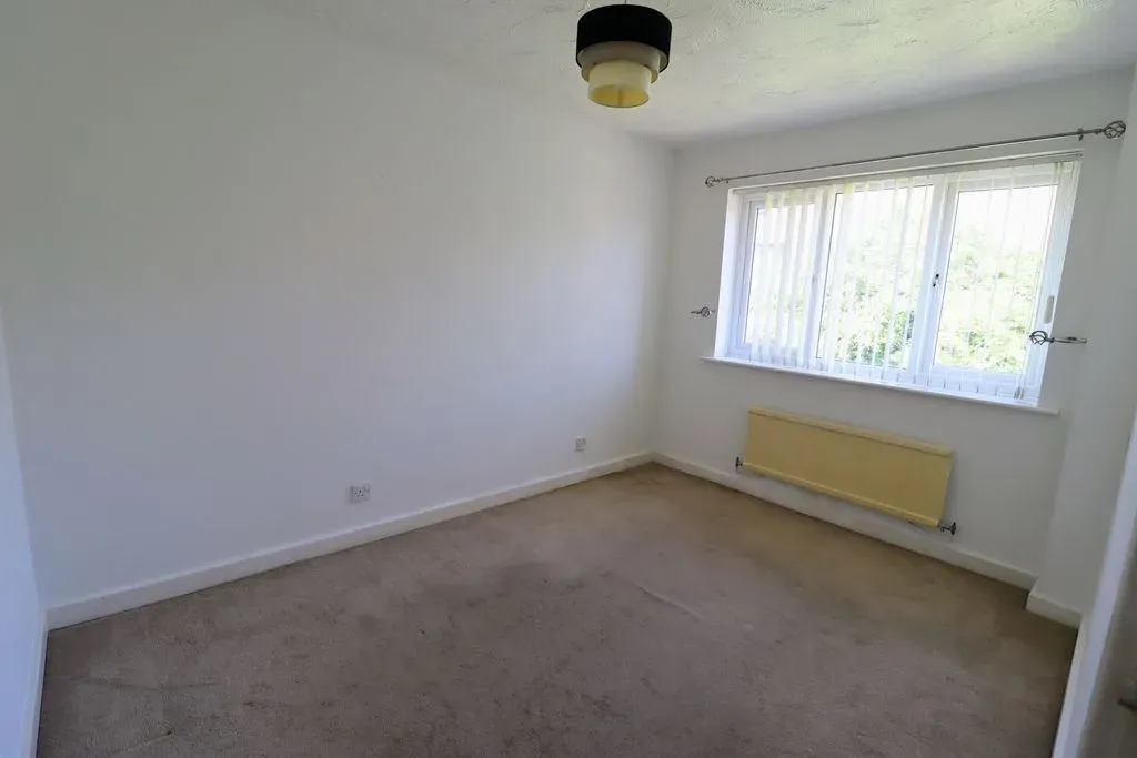 Sandown Court, Bletchley, Milton Keynes, Buckinghamshire, MK3 5LZ, photo 6