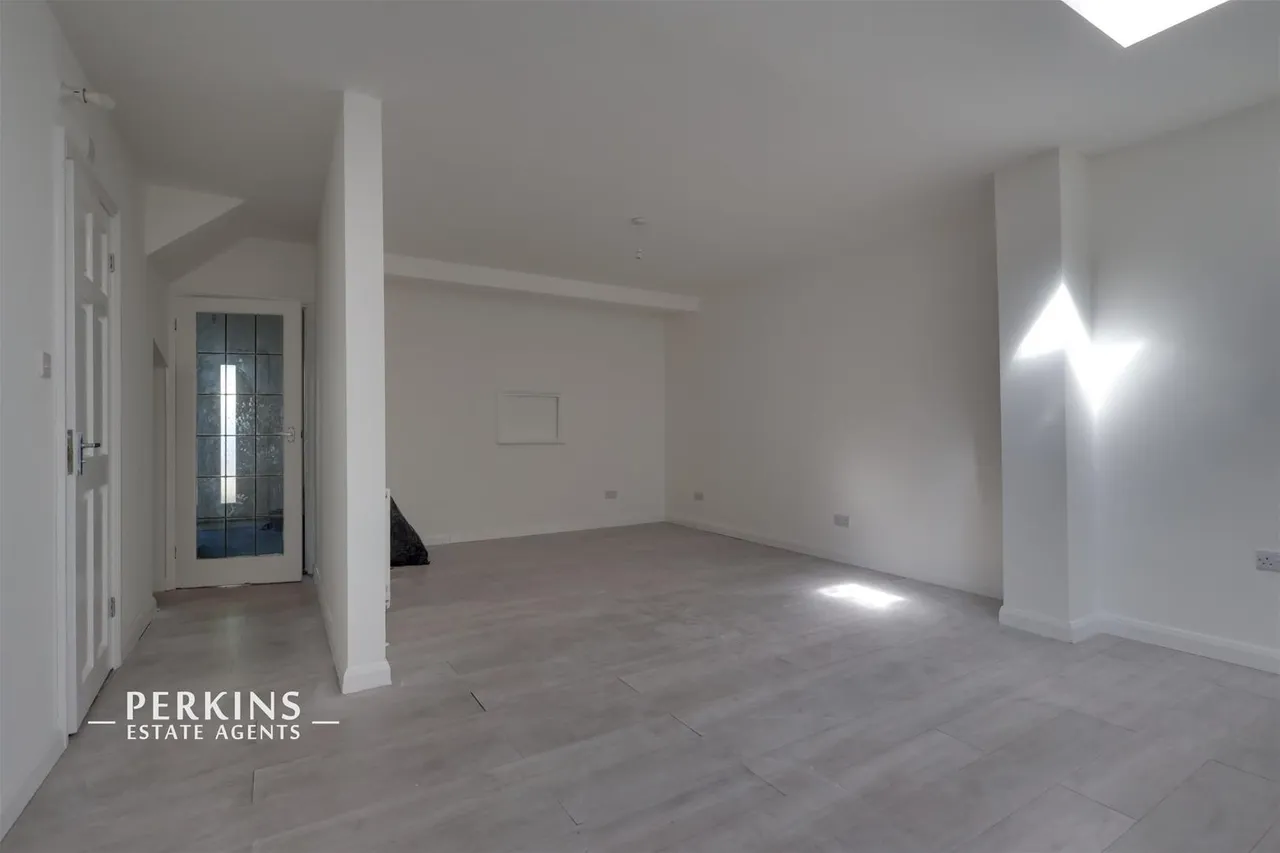 Lady Margaret Road, Southall, UB1, photo 6