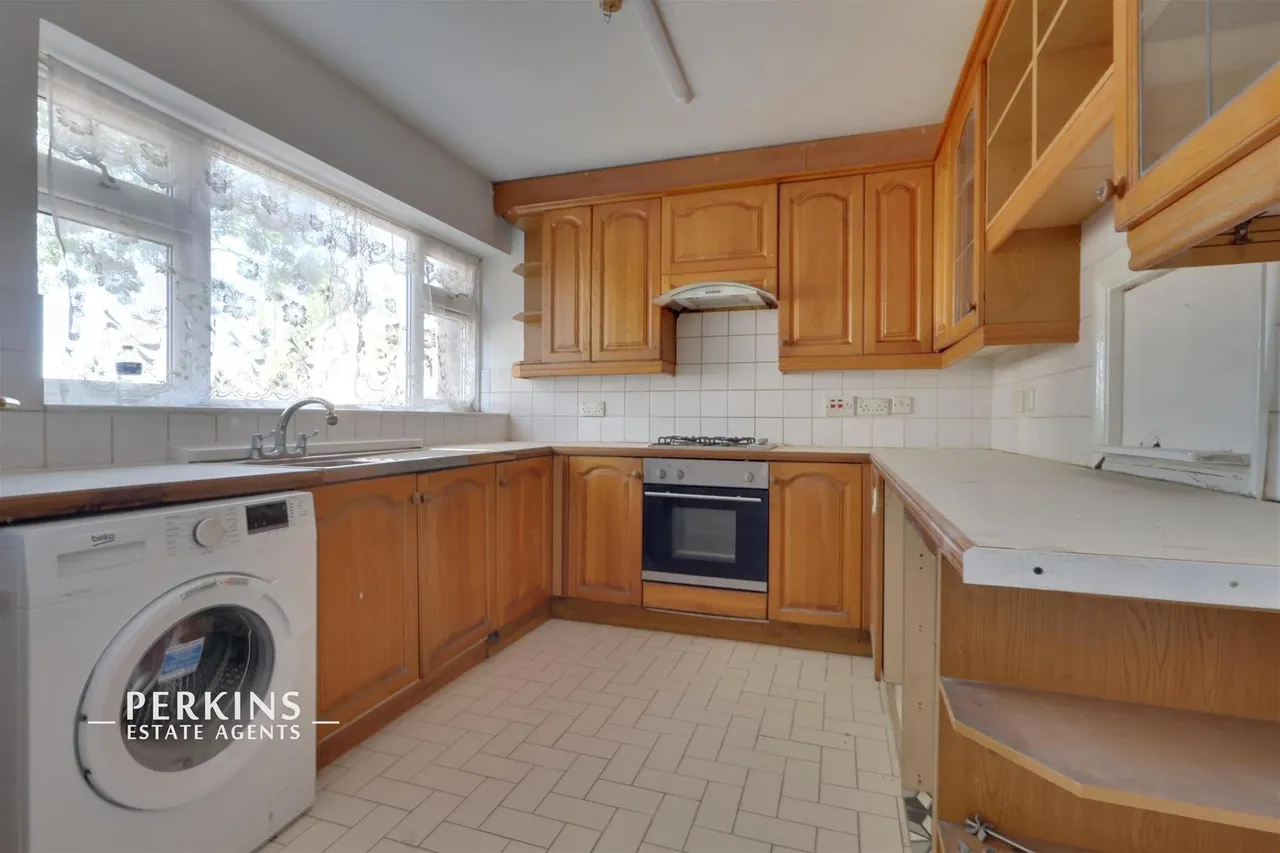 Lady Margaret Road, Southall, UB1, photo 5