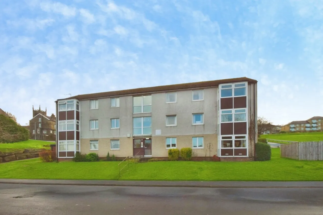 2 bed flat for sale — Shipley, Bradford, West Yorkshire