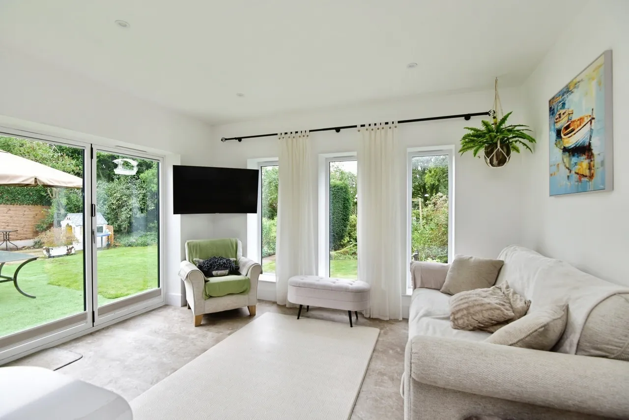 Alsager Road, Audley, ST7, photo 2