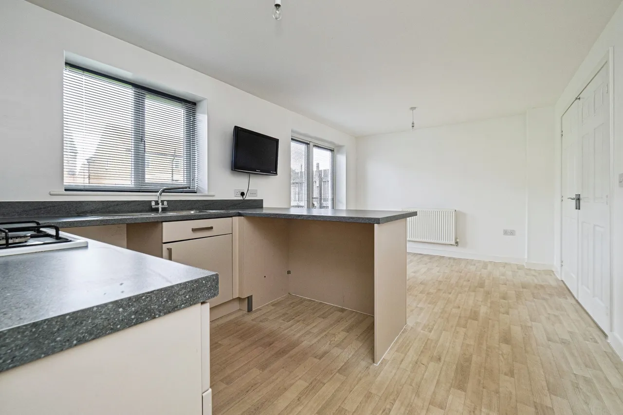 Ashcourt Drive, Hornsea, HU18, photo 3