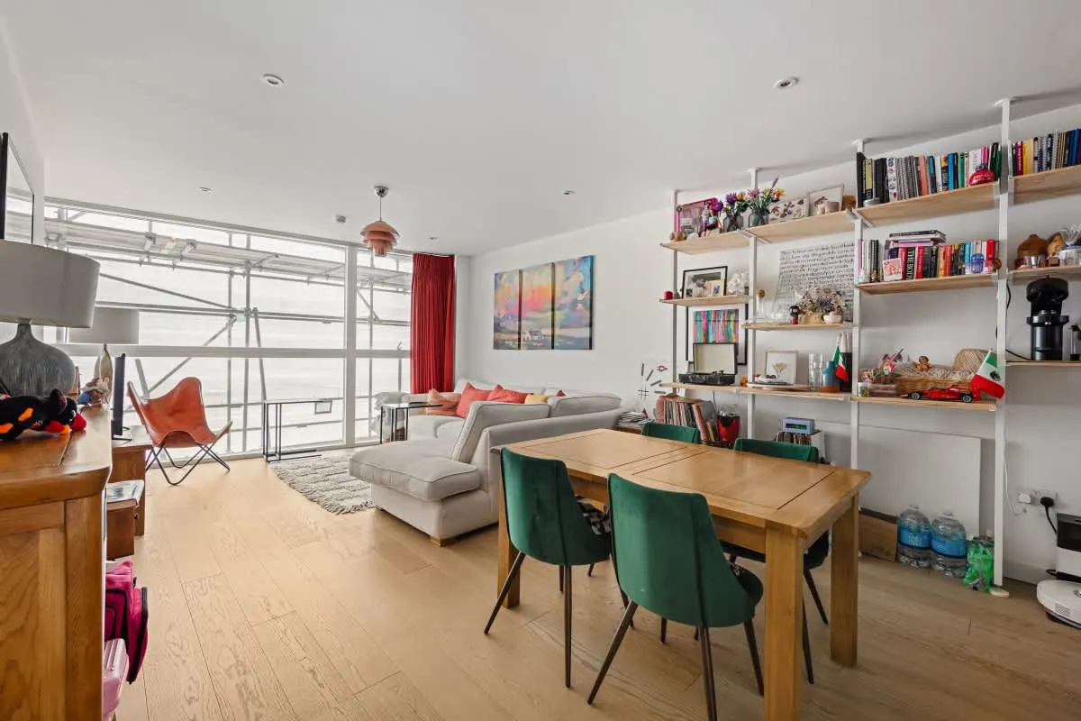 River Gardens Walk, London, SE10, photo 10