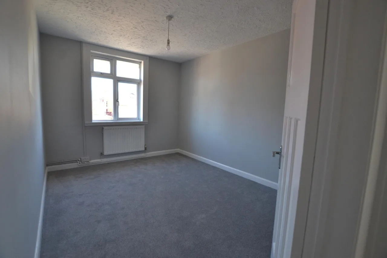 Haselbury Road, Edmonton, N9, photo 9