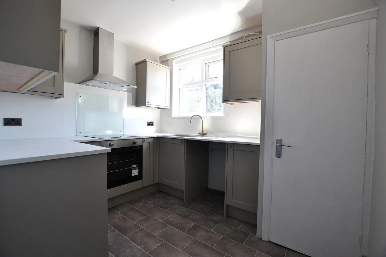 Haselbury Road, Edmonton, N9, photo 5