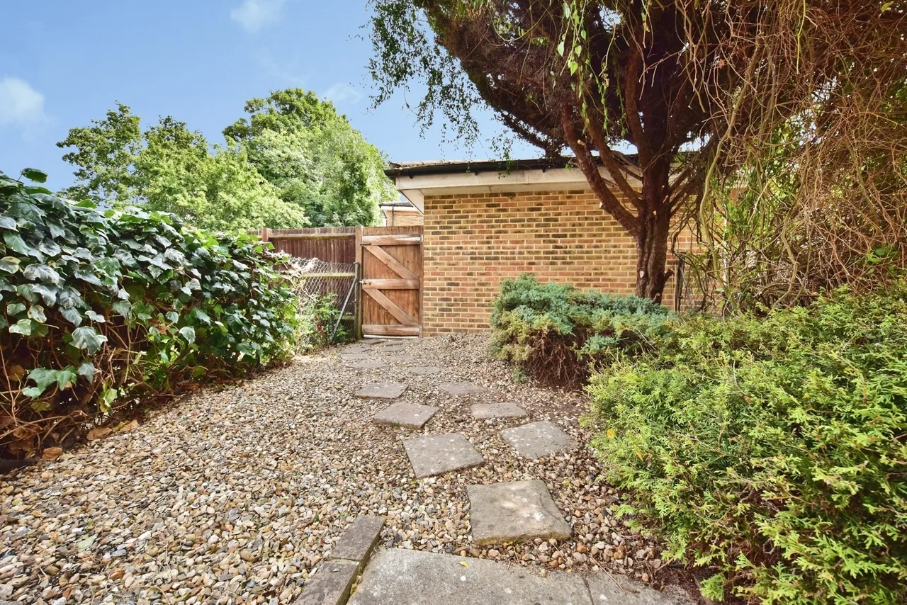 Bridgeside Mews, Maidstone, Kent, ME15, photo 16
