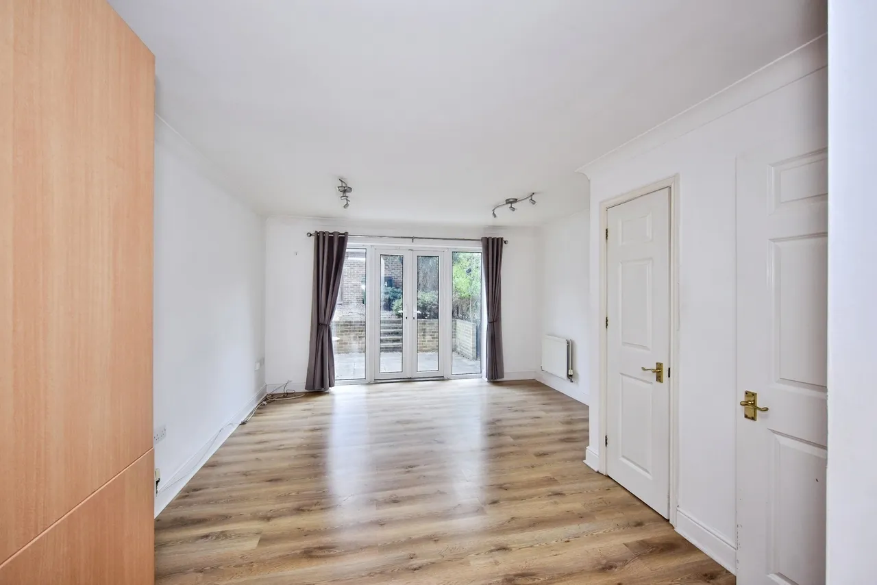 Bridgeside Mews, Maidstone, Kent, ME15, photo 4